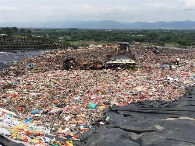 關(guān)注丨珠穆朗瑪峰成了一座“垃圾峰”？